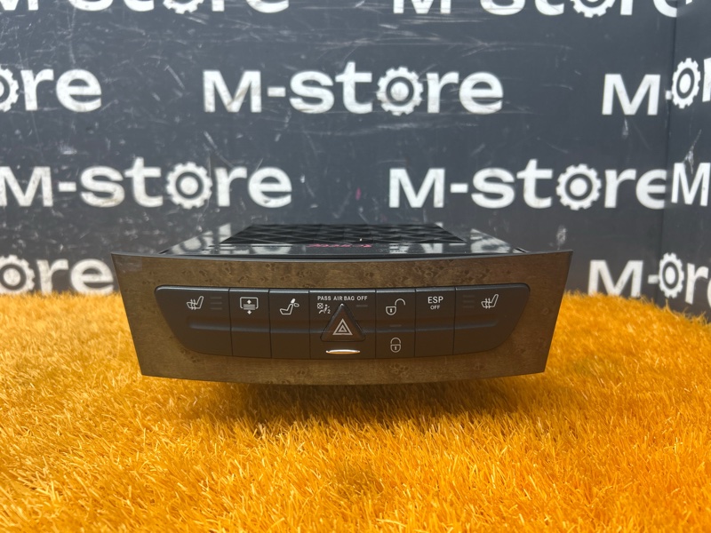 Блок кнопок (подогрев сидений), 1300 рублей, Красноярск