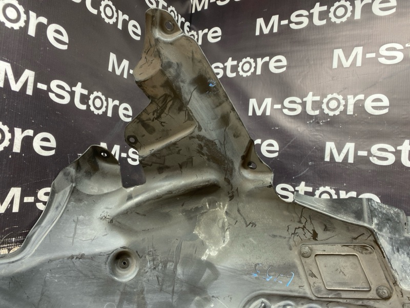 подкрылок, 5000 рублей, Красноярск