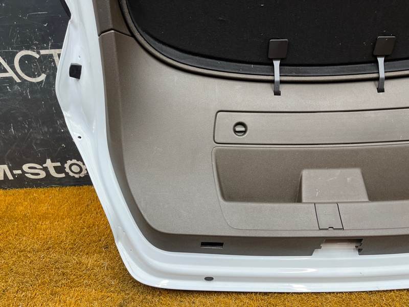 Крышка (дверь) багажника, 20000 рублей, Красноярск