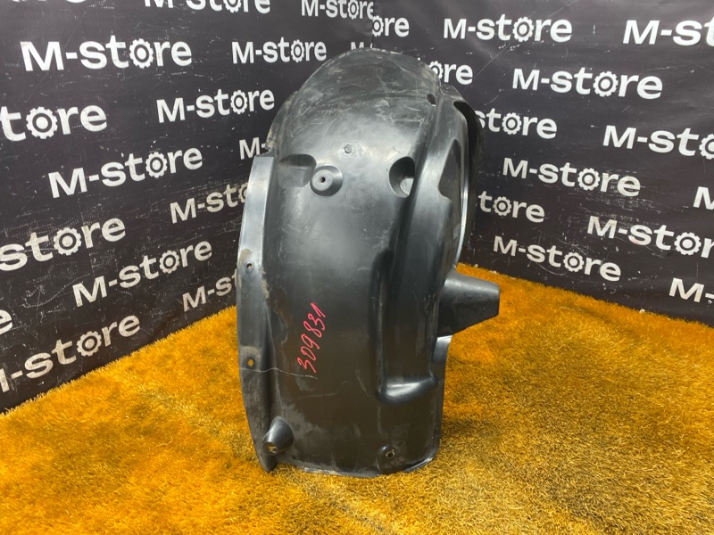 подкрылок, 1000 рублей, Красноярск