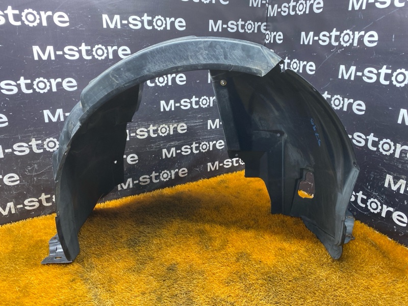 подкрылок, 2000 рублей, Красноярск