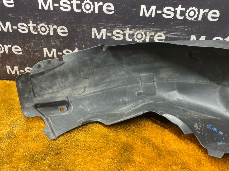 подкрылок, 500 рублей, Красноярск