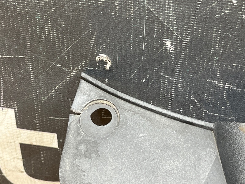 Накладка замка капота, 800 рублей, Красноярск