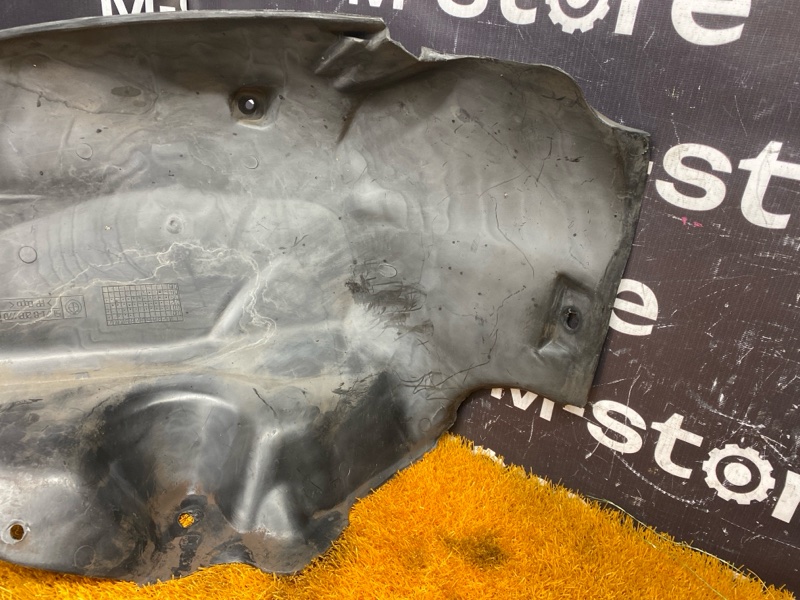 подкрылок, 800 рублей, Красноярск