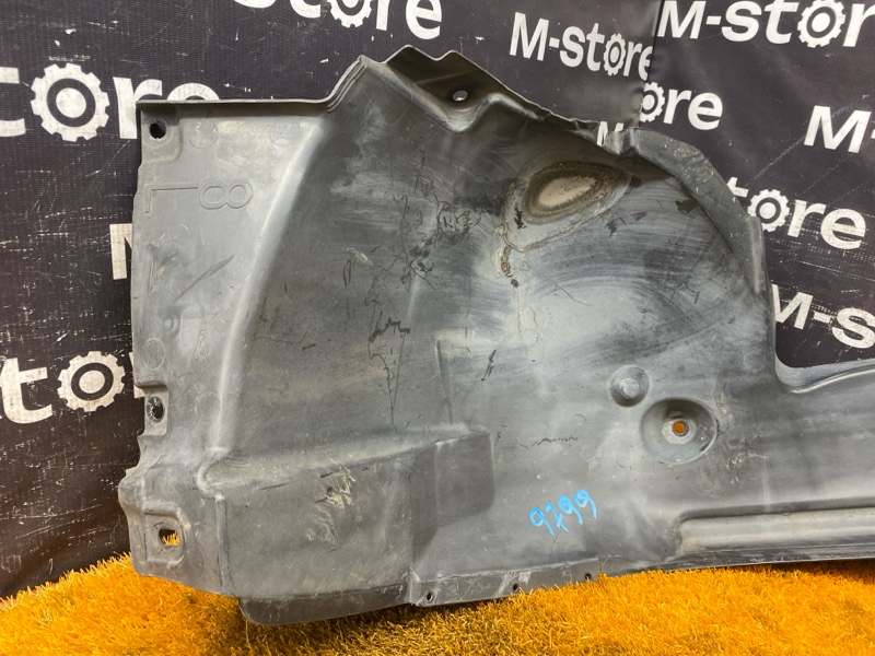 подкрылок, 500 рублей, Красноярск