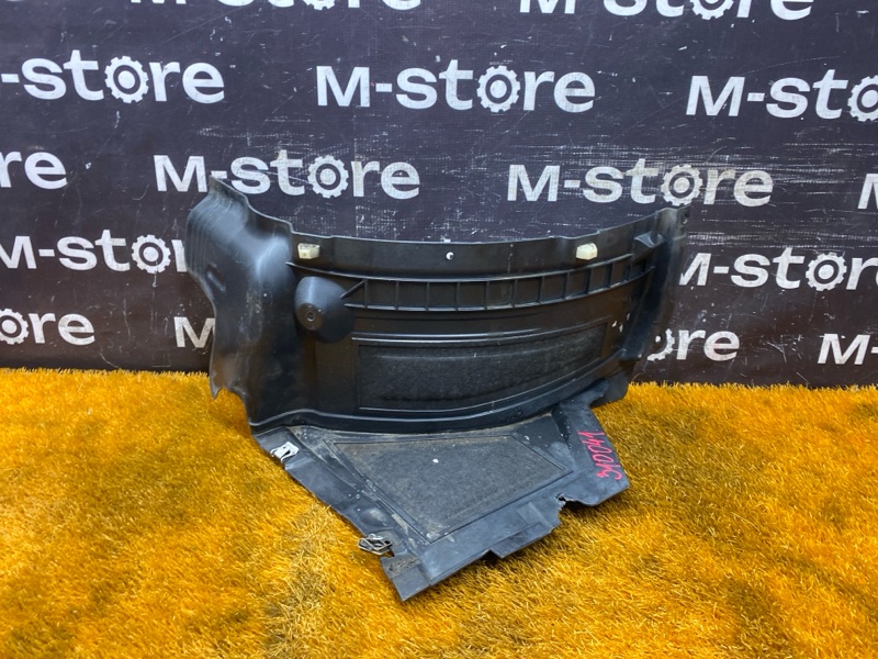 подкрылок, 7500 рублей, Красноярск