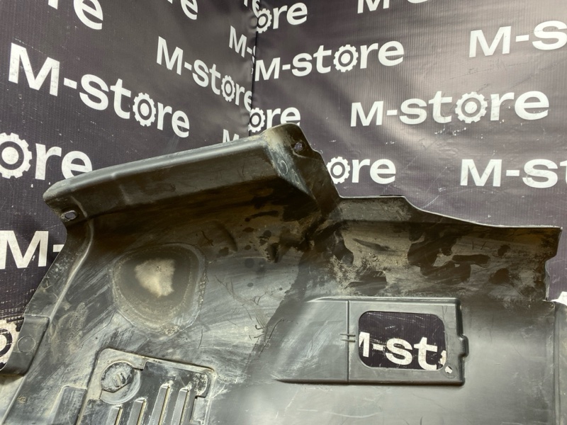 подкрылок, 3500 рублей, Красноярск