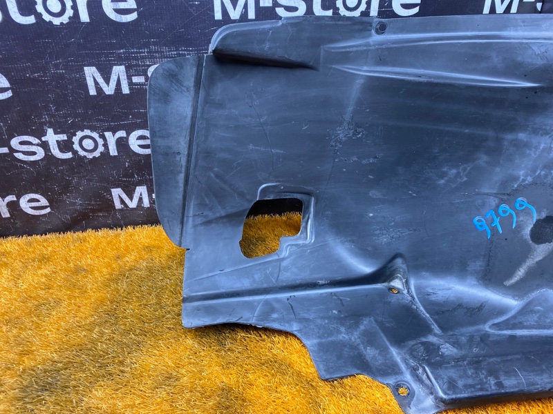 подкрылок, 2000 рублей, Красноярск