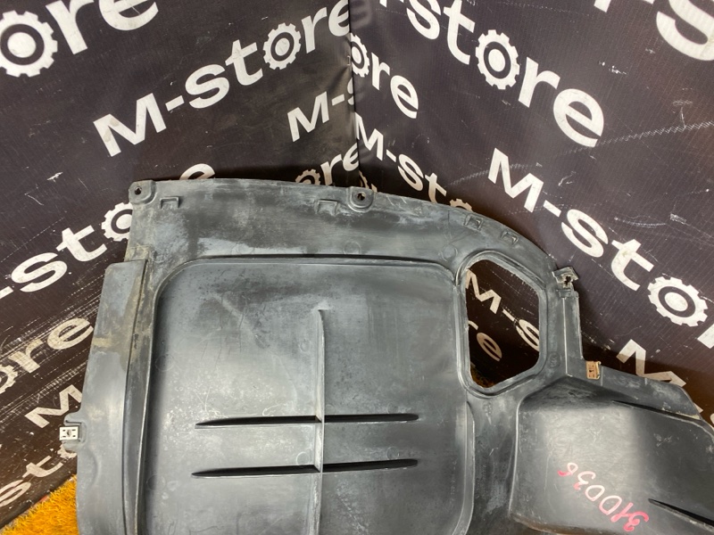 подкрылок, 7500 рублей, Красноярск