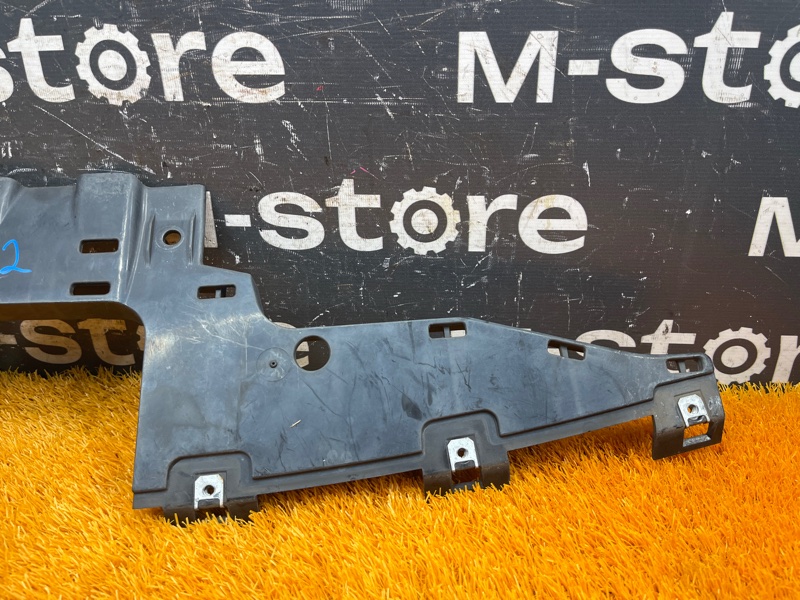 крепление бампера, 500 рублей, Красноярск