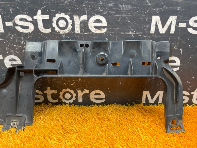 крепление бампера, 500 рублей, Красноярск