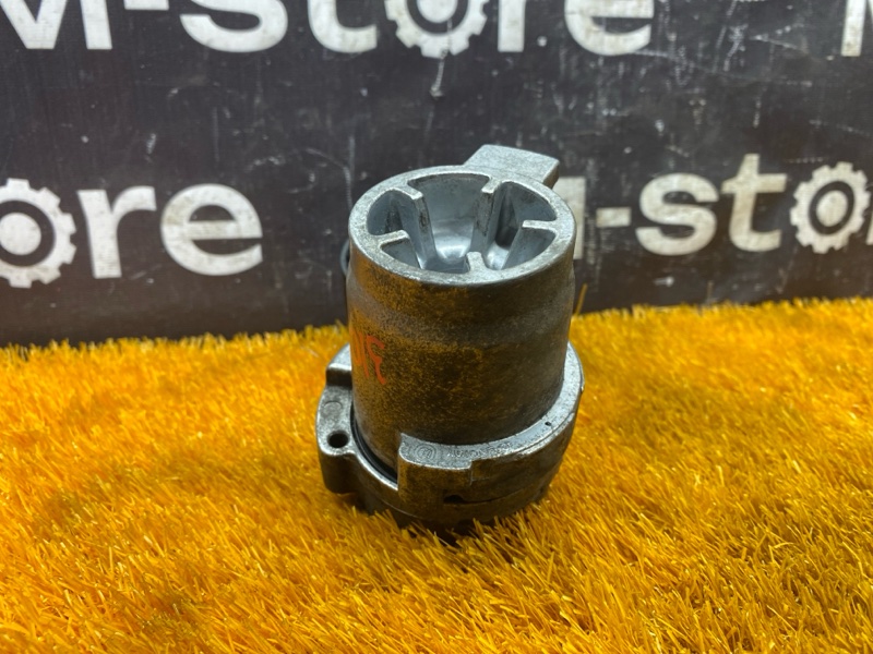 Натяжитель приводного ремня, 1000 рублей, Красноярск