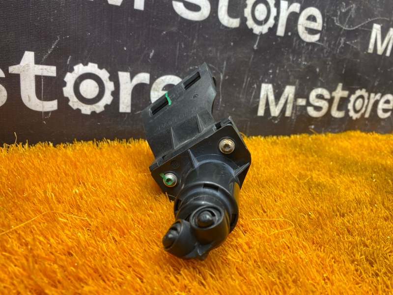 Форсунка омывателя фары, 2000 рублей, Красноярск