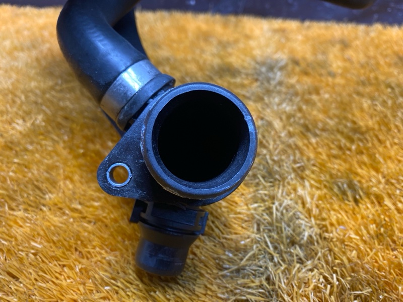 Патрубок системы охлаждения, 2000 рублей, Красноярск