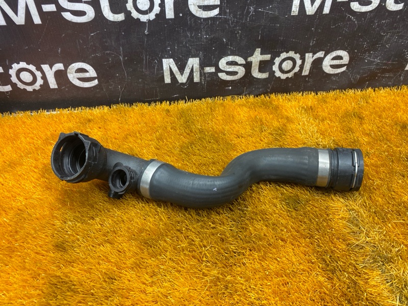 Патрубок радиатора верхний, 3000 рублей, Красноярск