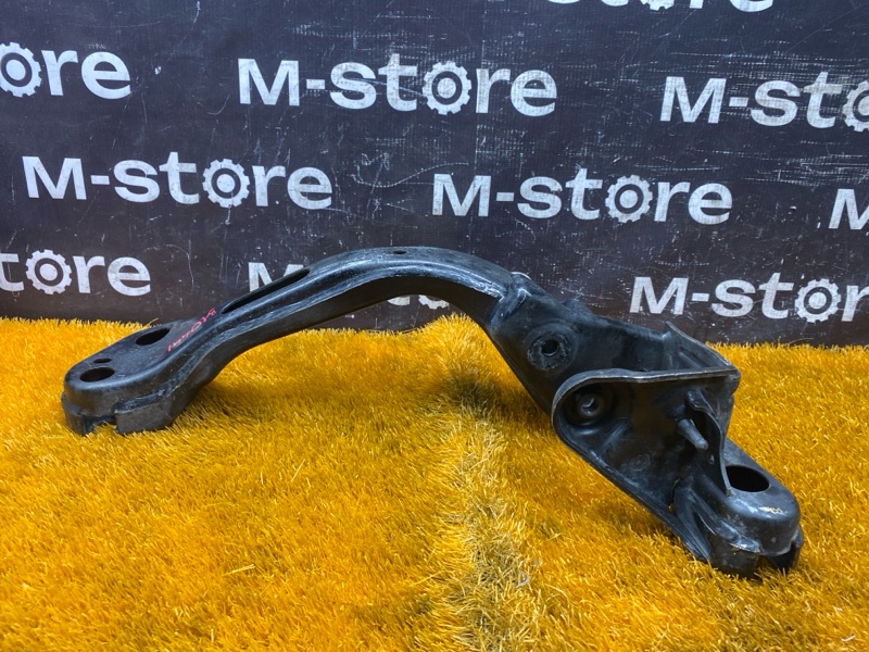 Кронштейн КПП, 500 рублей, Красноярск