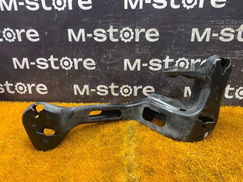 Кронштейн КПП, 500 рублей, Красноярск