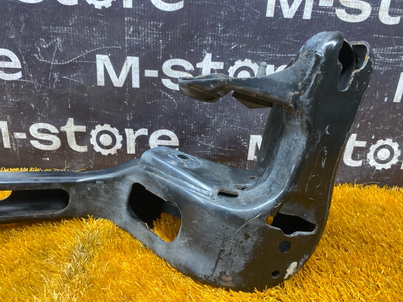 Кронштейн КПП, 500 рублей, Красноярск