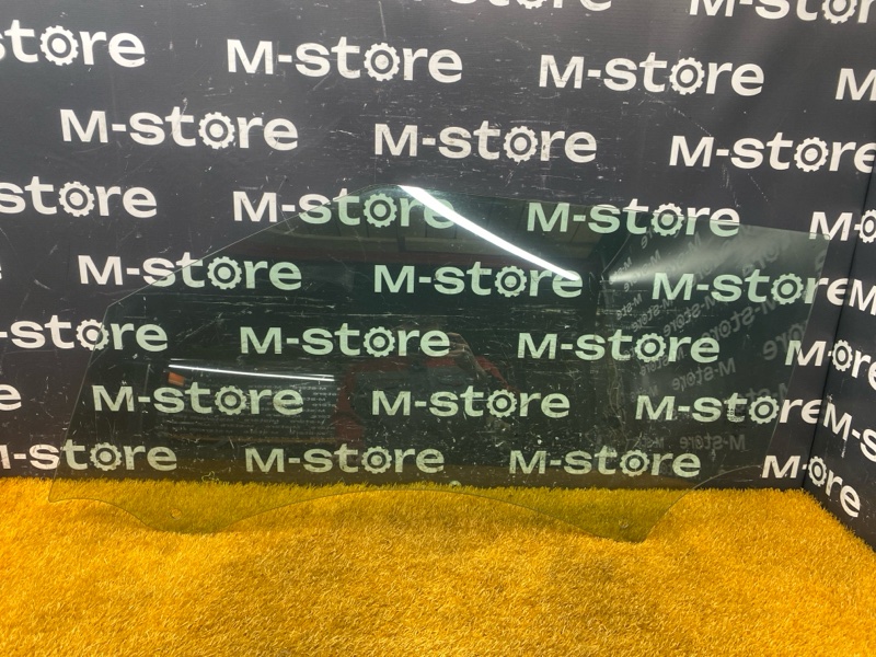 Стекло боковое, 11000 рублей, Красноярск