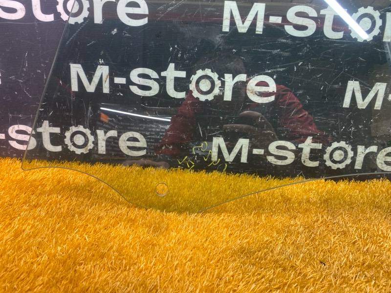 Стекло боковое, 11000 рублей, Красноярск