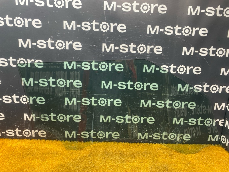 Стекло боковое, 11000 рублей, Красноярск