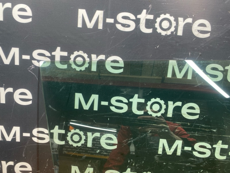 Стекло боковое, 11000 рублей, Красноярск