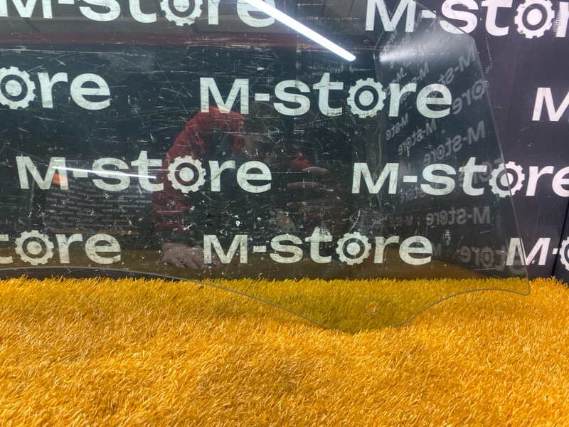 Стекло боковое, 11000 рублей, Красноярск