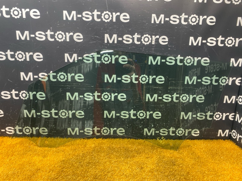 Стекло боковое, 11000 рублей, Красноярск