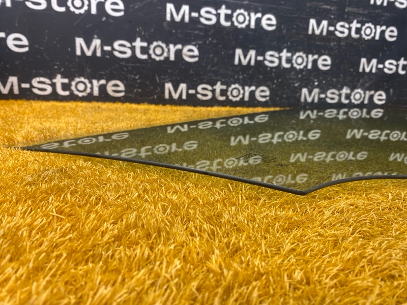 Стекло боковое, 11000 рублей, Красноярск