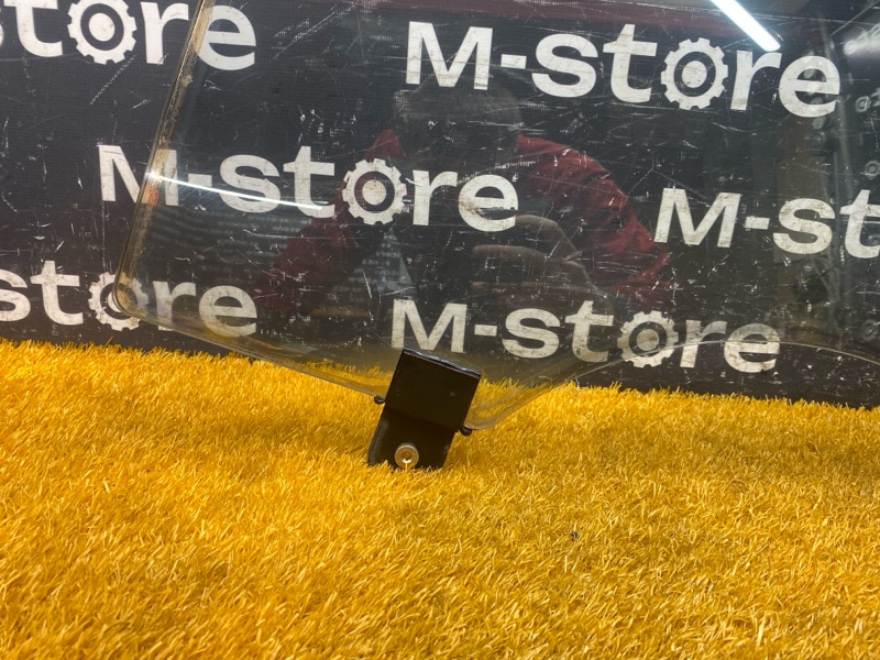 Стекло боковое, 8000 рублей, Красноярск