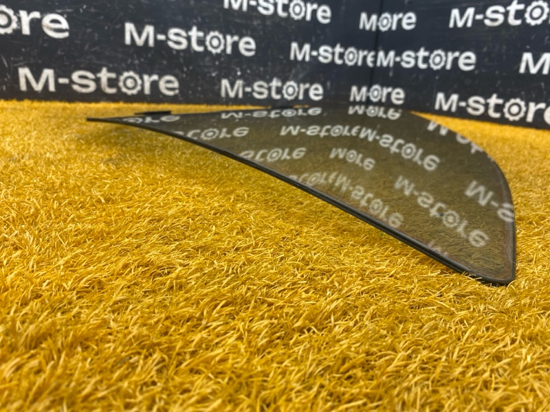 Стекло боковое, 8000 рублей, Красноярск