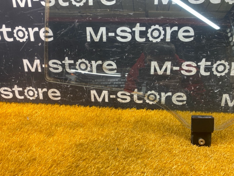 Стекло боковое, 1800 рублей, Красноярск