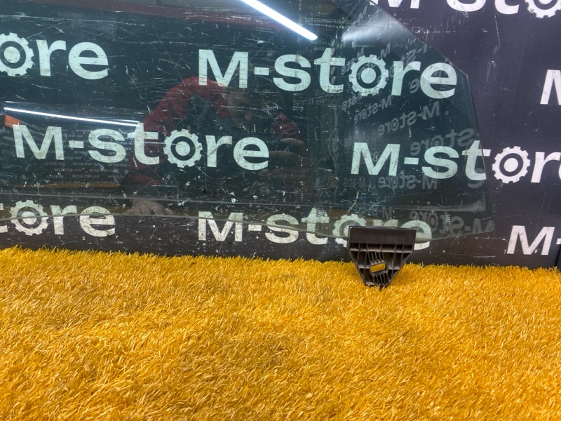 Стекло боковое, 800 рублей, Красноярск