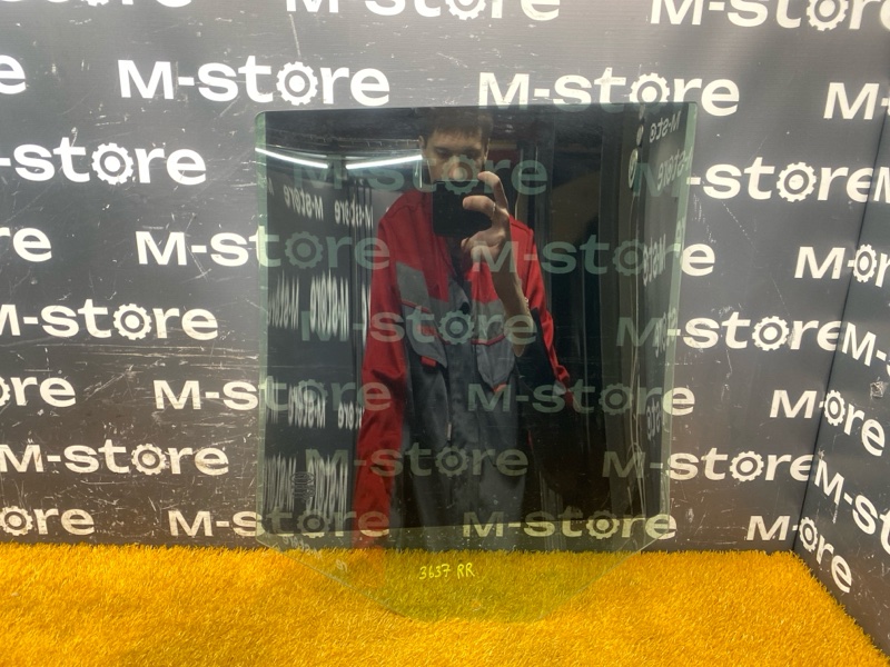 Стекло боковое, 900 рублей, Красноярск