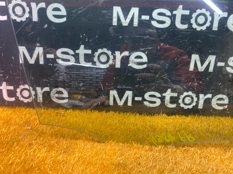 Стекло боковое, 1500 рублей, Красноярск