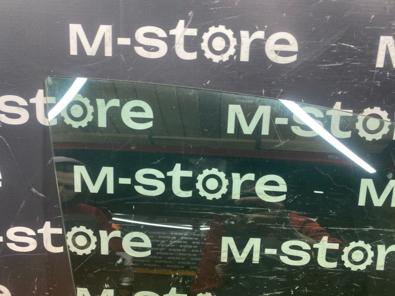 Стекло боковое, 1500 рублей, Красноярск