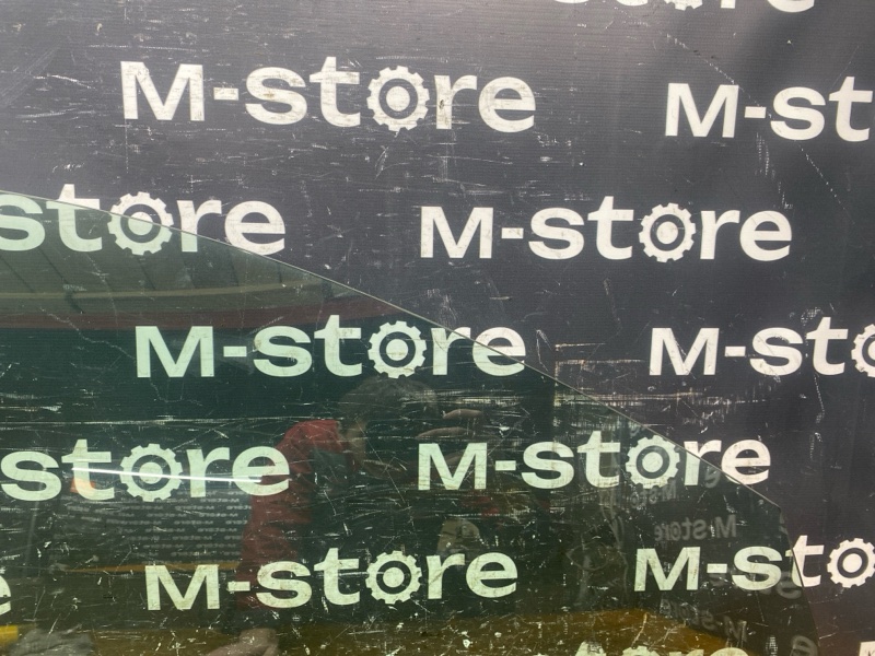 Стекло боковое, 1500 рублей, Красноярск