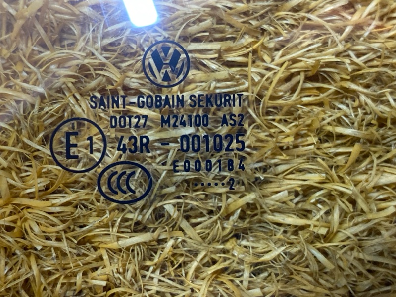 Стекло боковое, 1500 рублей, Красноярск