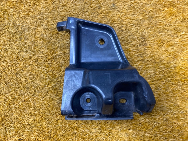 крепление бампера, 500 рублей, Красноярск