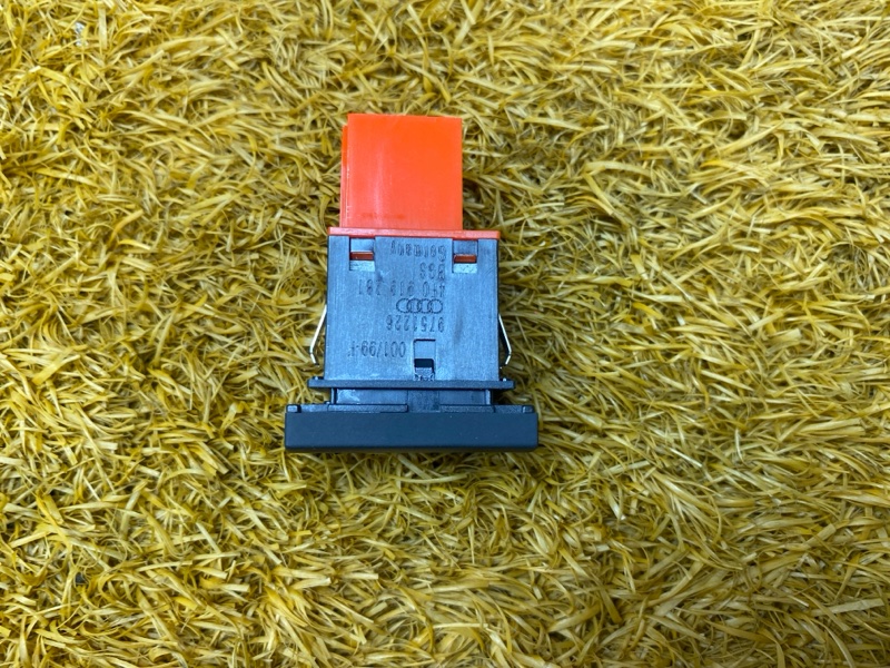 Кнопка включения парктроников, 300 рублей, Красноярск