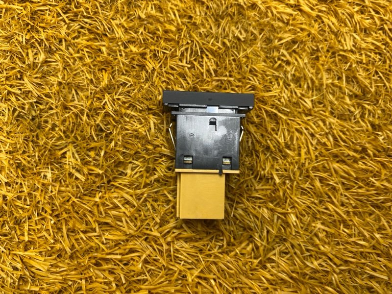 кнопка шторки, 300 рублей, Красноярск