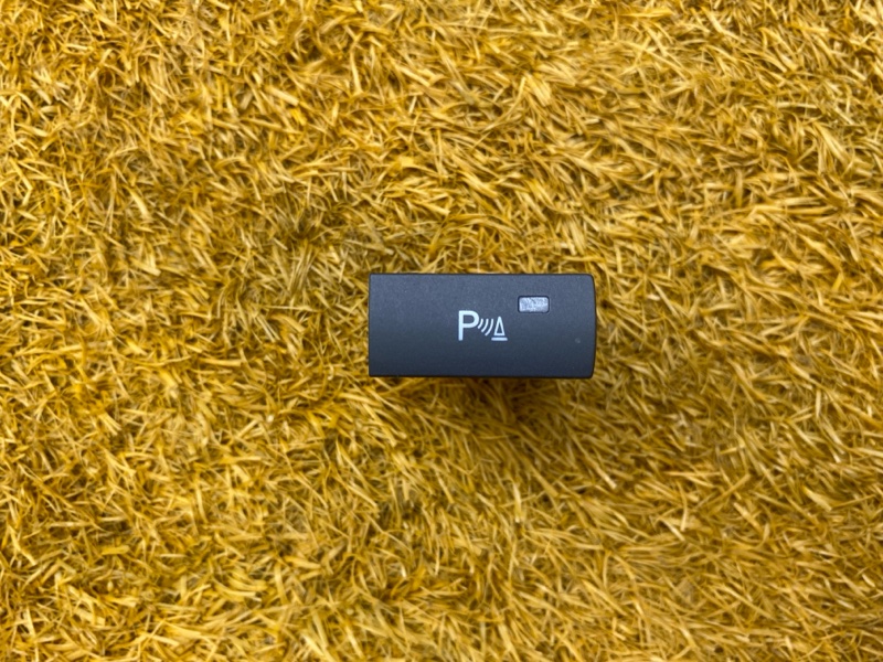 Кнопка включения парктроников, 500 рублей, Красноярск