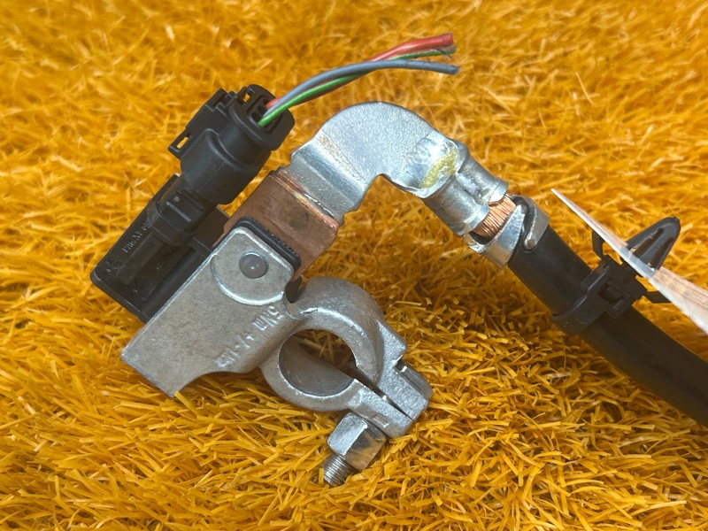 Клемма аккумулятора минус, 900 рублей, Красноярск