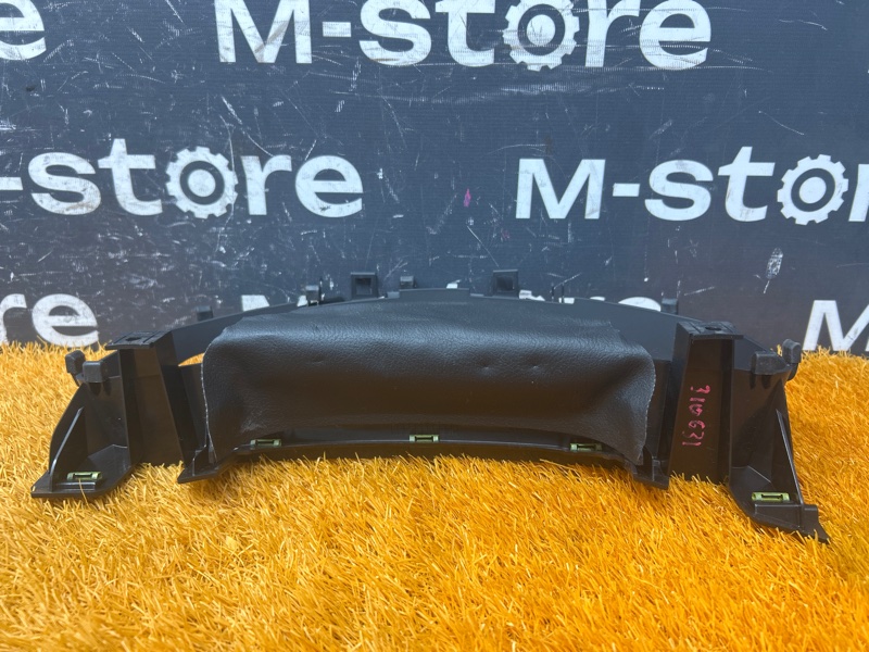 накладка щитка приборов, 1000 рублей, Красноярск