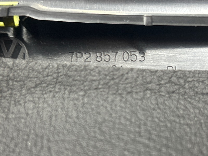 накладка щитка приборов, 1000 рублей, Красноярск