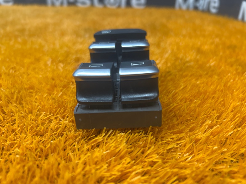 Блок управления стеклоподъемниками, 2000 рублей, Красноярск