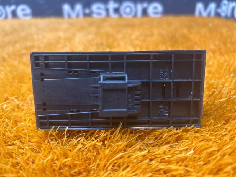 Блок управления стеклоподъемниками, 2000 рублей, Красноярск