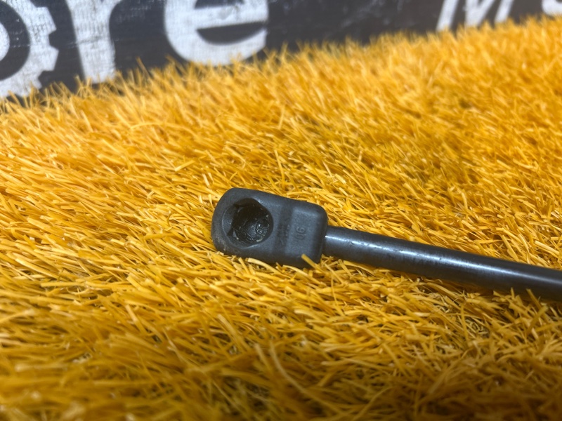 амортизатор капота, 1400 рублей, Красноярск