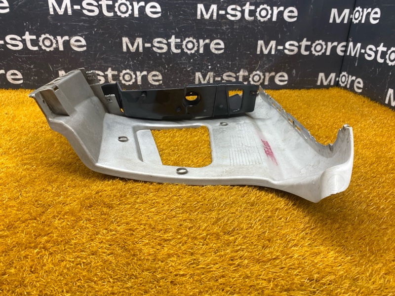 крепление бампера, 300 рублей, Красноярск