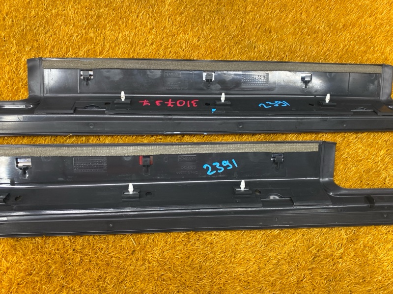 Накладка на порог салона, 2500 рублей, Красноярск